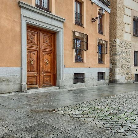 Apartamento En Centro Historico Madrid Bagian luar foto