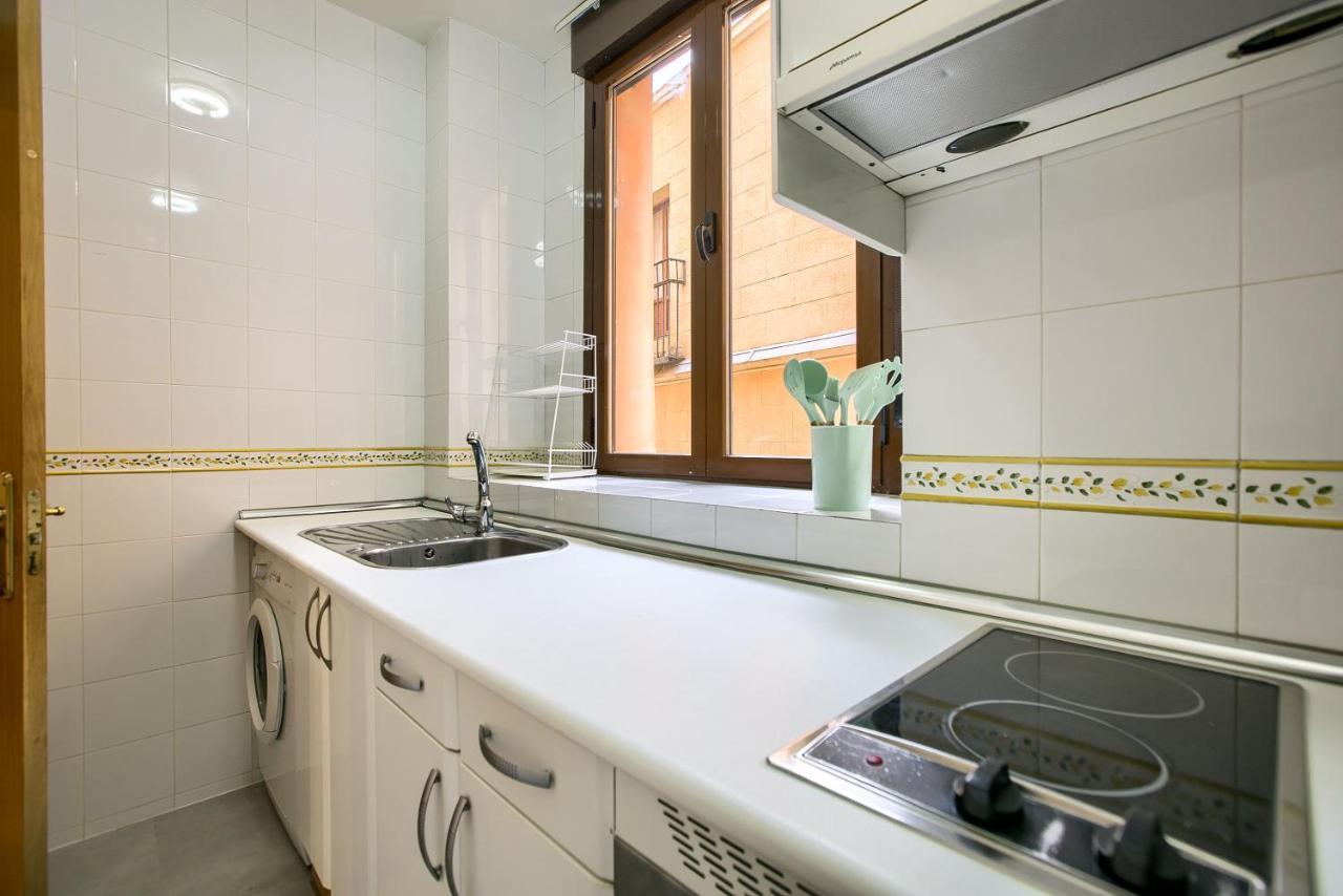 Apartamento En Centro Historico Madrid Bagian luar foto