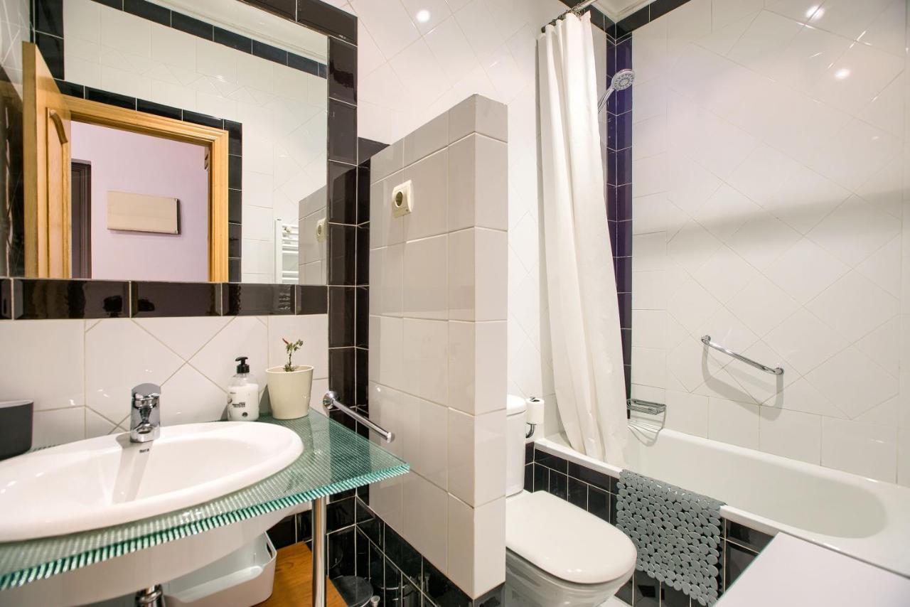 Apartamento En Centro Historico Madrid Bagian luar foto
